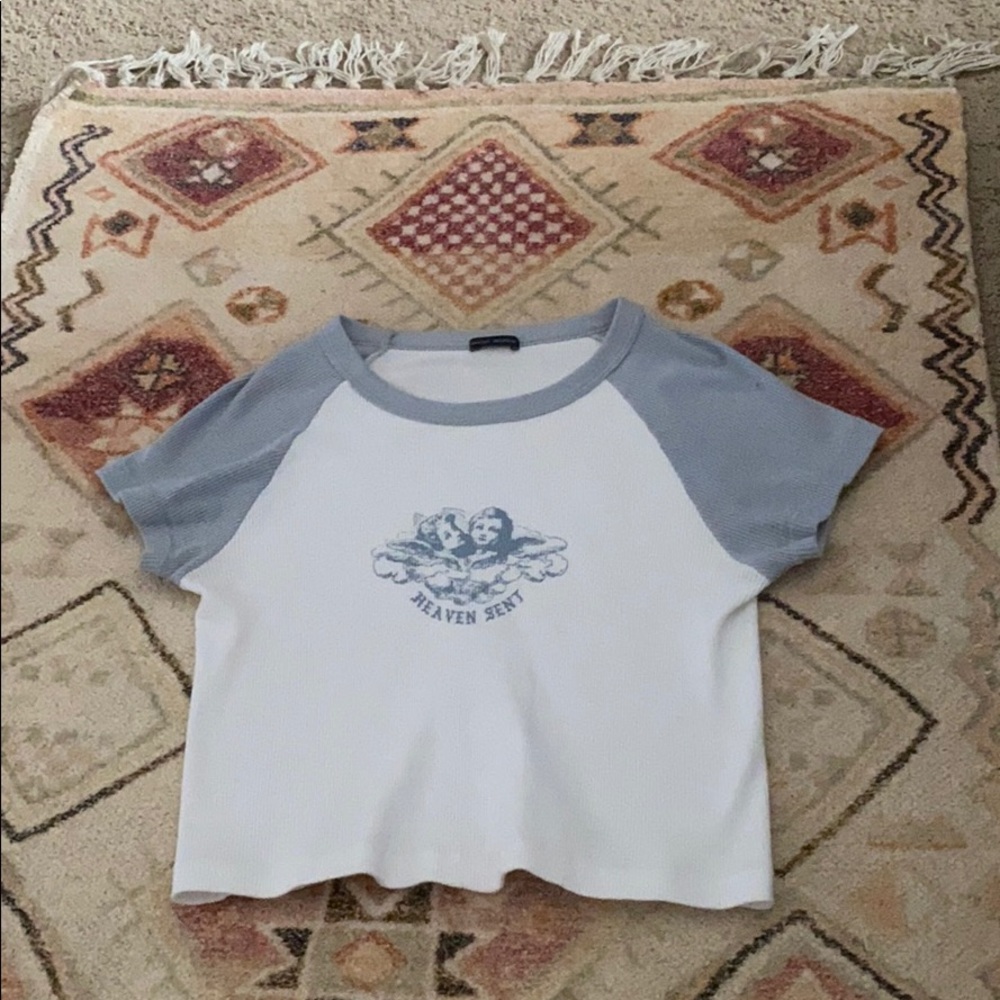 Brandy Melville cropped t-shirt